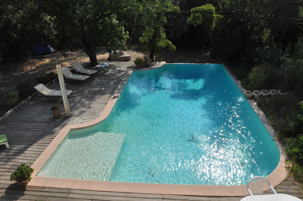 Domaine De La Marseillaise Apartment La Crau Room photo