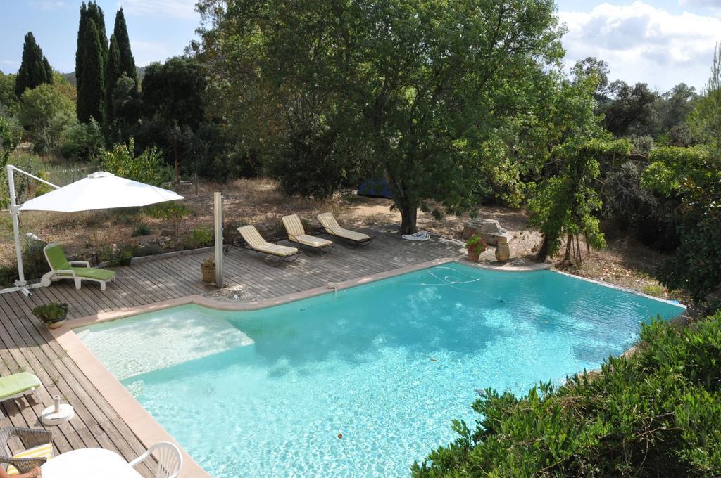 Domaine De La Marseillaise Apartment La Crau Room photo